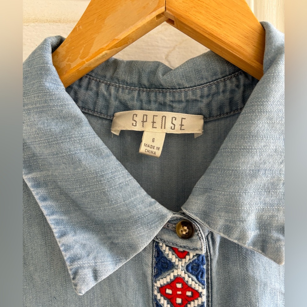 EUC size 6 spense sleeveless blue chambray dress with beautiful ❤️ & 💙 appliqué - Picture 3 of 3